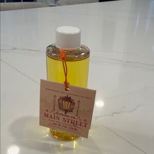 Magic Candle company oil 4 oz bottle autumn on main st